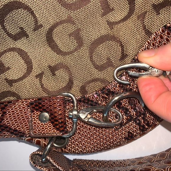 Guess mini snake skin patterned brand name logo backpack - Picture 13 of 16